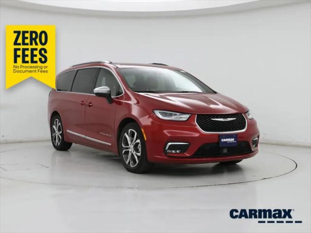 2025 Chrysler Pacifica Pinnacle for sale in Merriam, KS