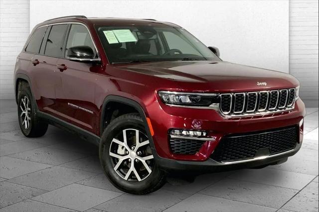 2023 Jeep Grand Cherokee Limited 4x4 for sale in Topeka, KS