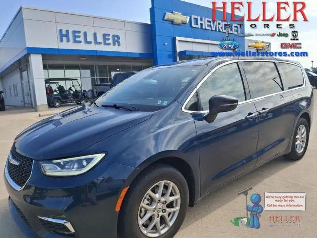 2025 Chrysler Pacifica Select for sale in El Paso, IL