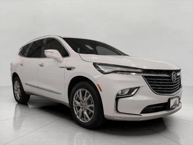 2023 Buick Enclave Essence AWD for sale in Green Bay, WI
