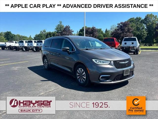 2023 Chrysler Pacifica Hybrid Touring L for sale in Sauk City, WI