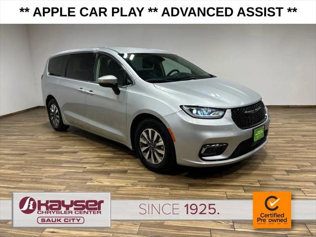 2023 Chrysler Pacifica Hybrid Touring L for sale in Sauk City, WI