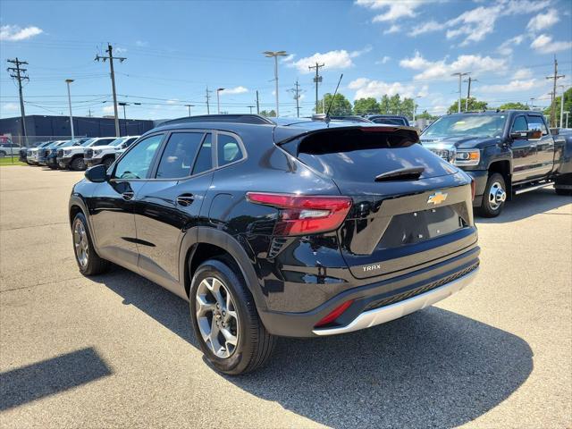 2025 Chevrolet Trax FWD LT