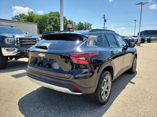 2025 Chevrolet Trax FWD LT