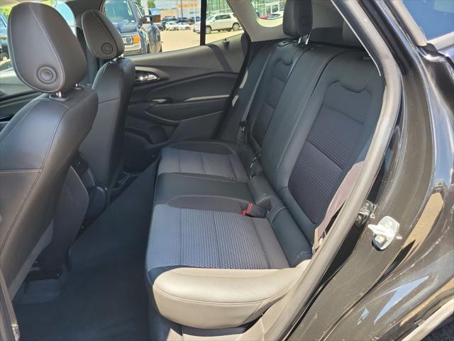 2025 Chevrolet Trax FWD LT