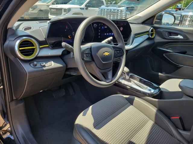2025 Chevrolet Trax FWD LT