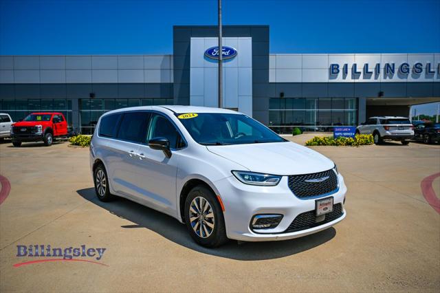 2024 Chrysler Pacifica Hybrid Select for sale in Lawton, OK