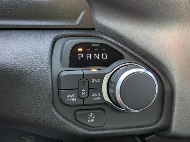 2026 Ram 1500 Express Crew Cab 4x4 57 Box