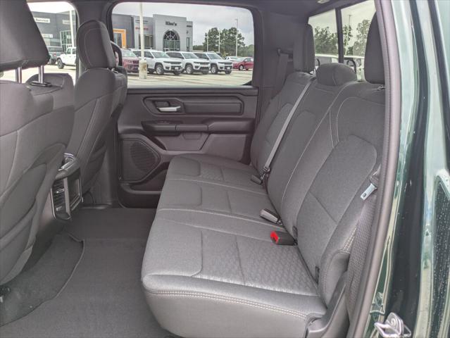 2026 Ram 1500 Express Crew Cab 4x4 57 Box