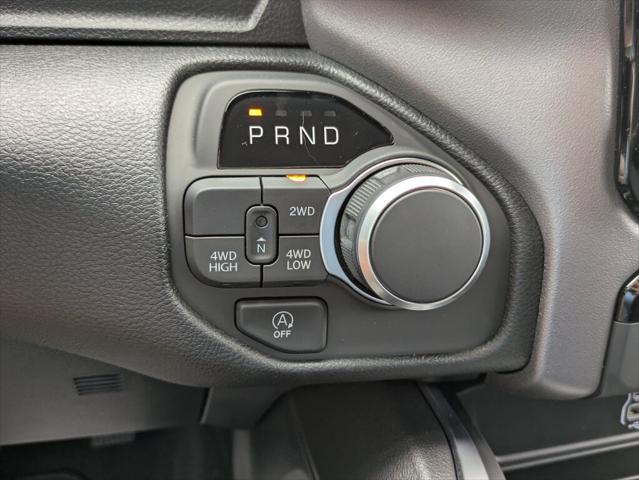 2026 Ram 1500 Express Crew Cab 4x4 57 Box