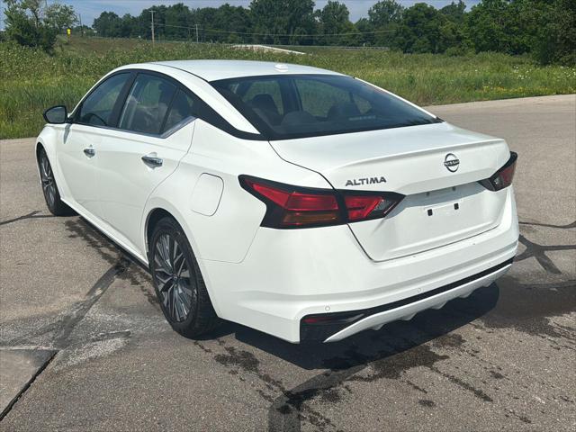 Used 2025 Nissan Altima SV FWD For Sale in Jackson, MI