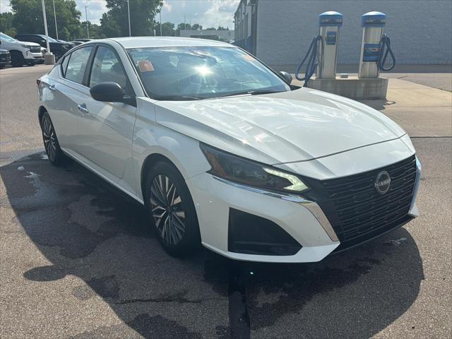 Used 2025 Nissan Altima SV FWD For Sale in Jackson, MI