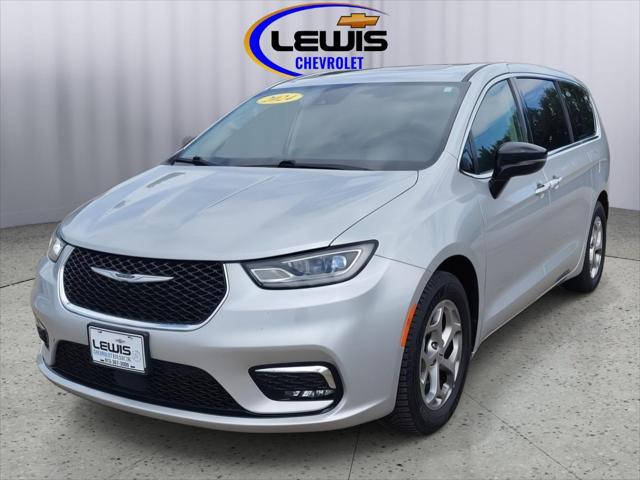 2024 Chrysler Pacifica Limited for sale in Atchison, KS