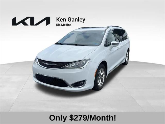 2019 Chrysler Pacifica Limited for sale in Medina, OH