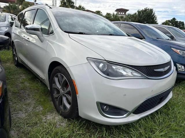 2017 Chrysler Pacifica Limited for sale in Lakeland, FL