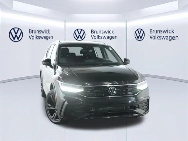 2024 Volkswagen Tiguan 2.0T SE R-Line Black for sale in Brunswick, OH