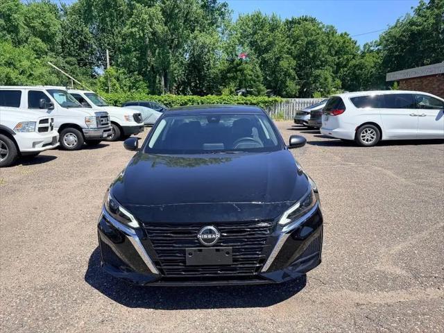 2025 Nissan Altima SV FWD for sale in Minneapolis, MN