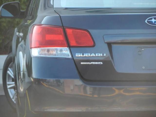 2011 Subaru Legacy 2.5i Premium for sale in Melrose Park, IL