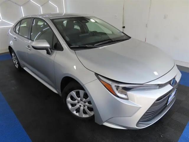 2025 Toyota Corolla Hybrid LE