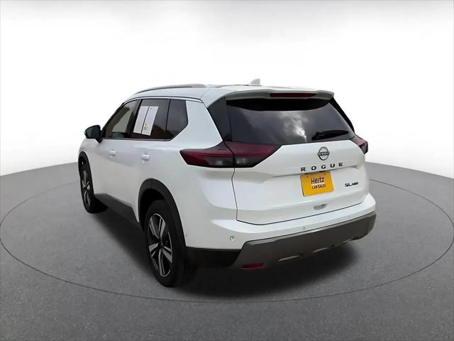 2026 Nissan Rogue SL