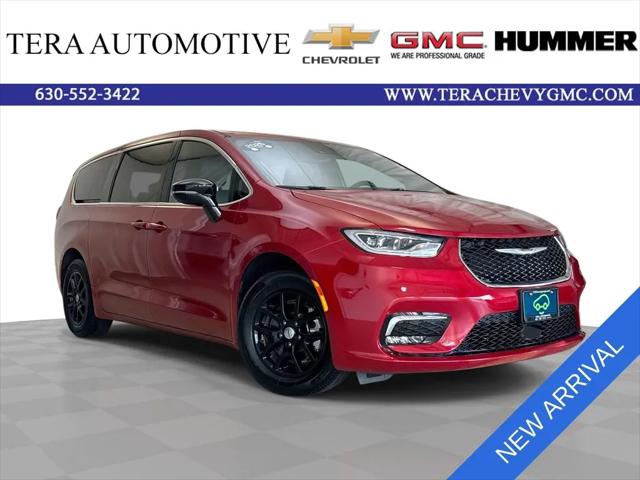 2025 Chrysler Pacifica Select for sale in Sandwich, IL