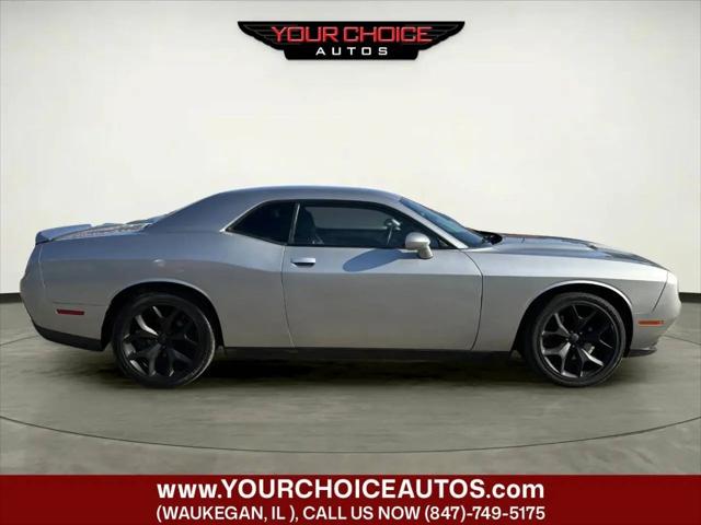 2016 Dodge Challenger SXT Plus