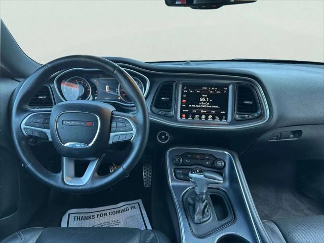 2016 Dodge Challenger SXT Plus