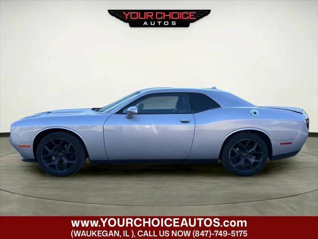 2016 Dodge Challenger SXT Plus