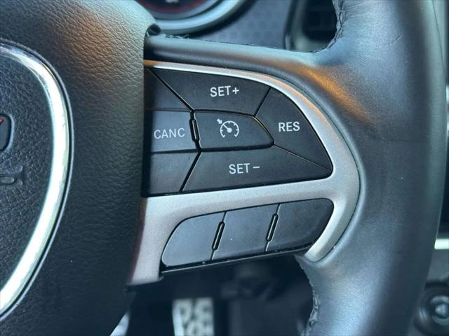 2016 Dodge Challenger SXT Plus