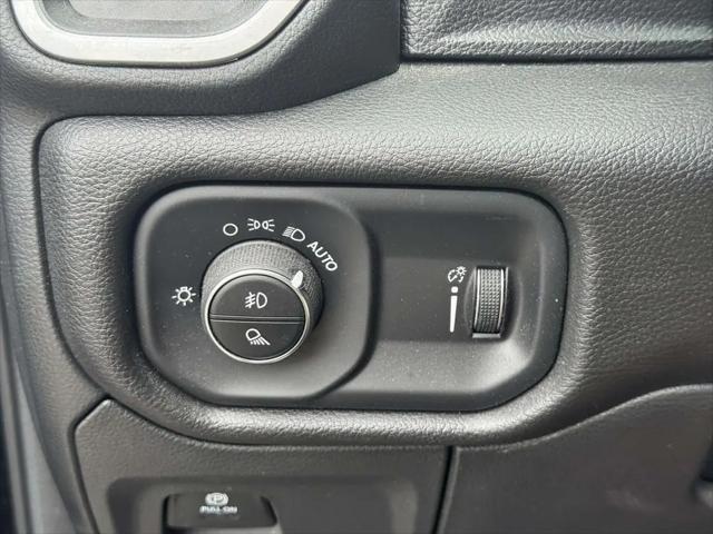 2023 Ram 1500 Big Horn Crew Cab 4x4 57 Box