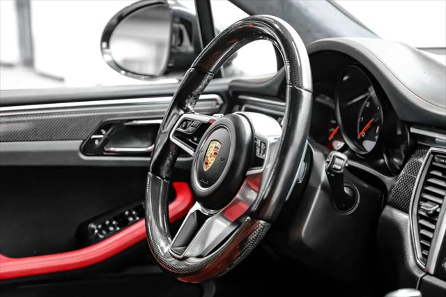2017 Porsche Macan Turbo