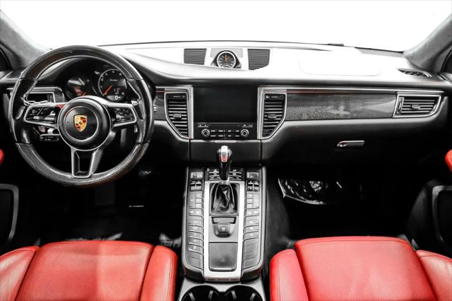 2017 Porsche Macan Turbo