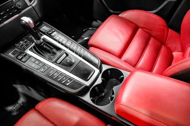 2017 Porsche Macan Turbo