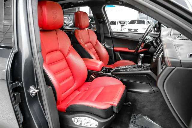 2017 Porsche Macan Turbo