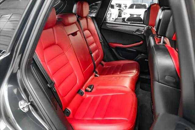 2017 Porsche Macan Turbo