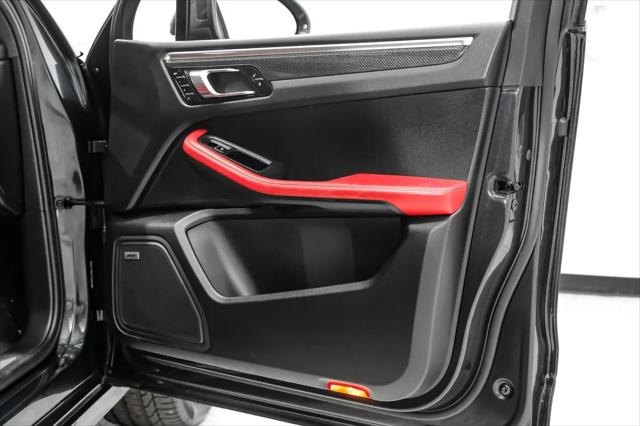 2017 Porsche Macan Turbo