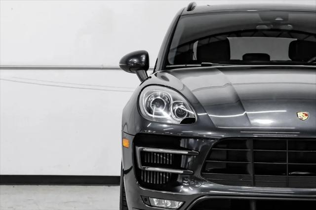 2017 Porsche Macan Turbo