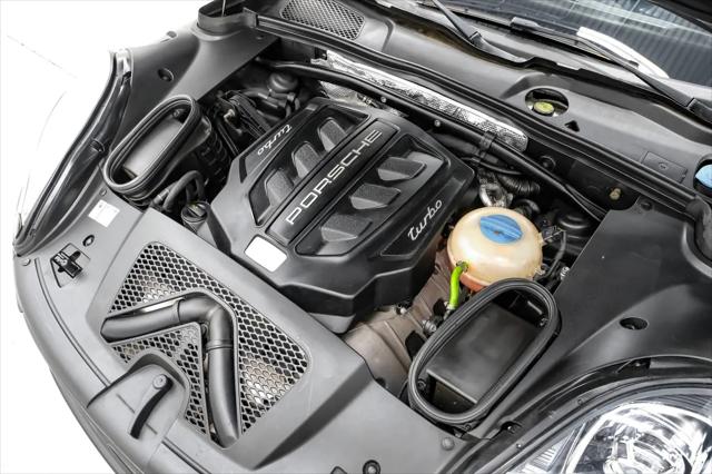 2017 Porsche Macan Turbo