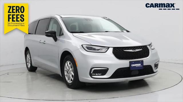 2024 Chrysler Pacifica Touring L for sale in Fresno, CA