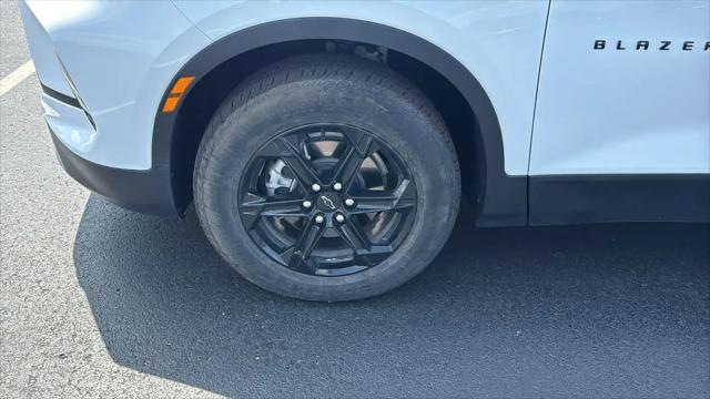 2024 Chevrolet Blazer AWD 2LT