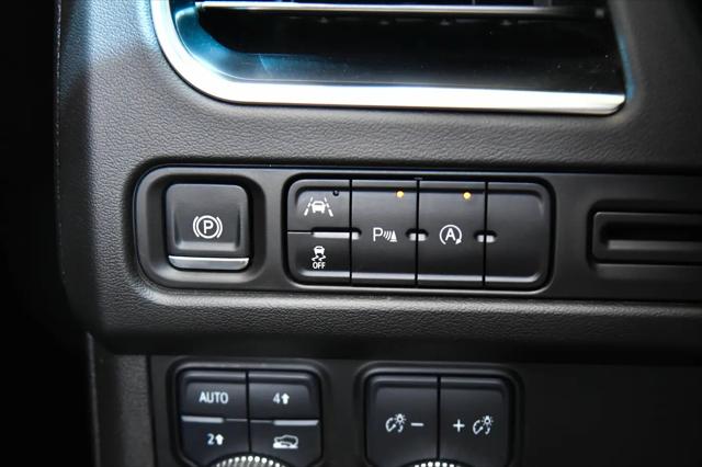 2024 GMC Yukon 4WD SLE