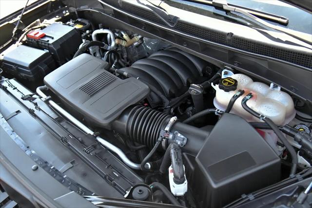 2024 GMC Yukon 4WD SLE