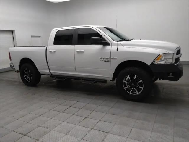 2019 Ram 1500 Classic SLT Crew Cab 4x4 6'4" Box