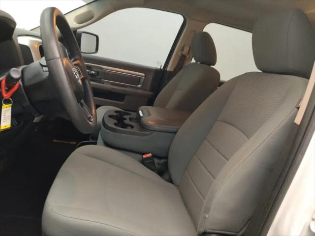 2019 Ram 1500 Classic SLT Crew Cab 4x4 6'4" Box