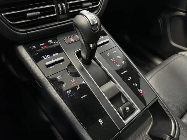 2026 Porsche Macan T