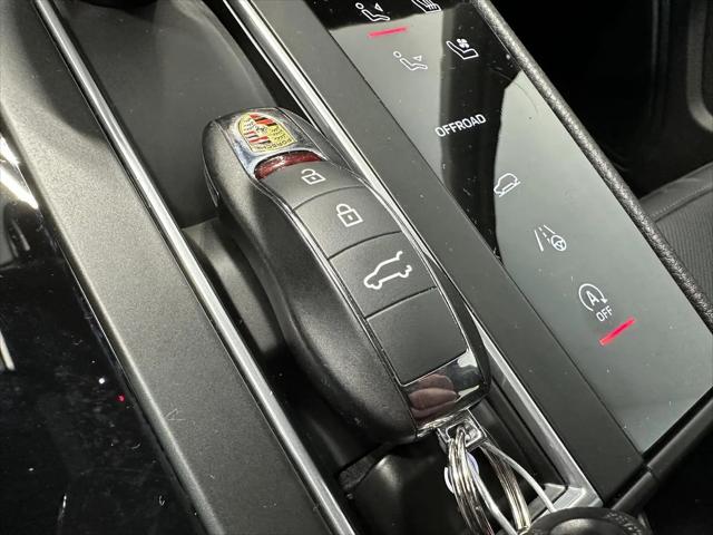 2026 Porsche Macan T