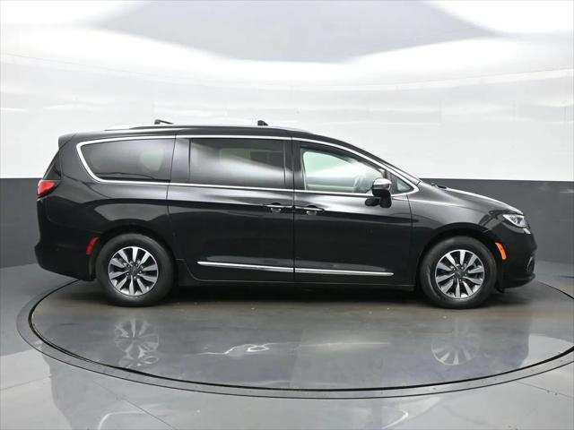 2021 Chrysler Pacifica Hybrid Limited