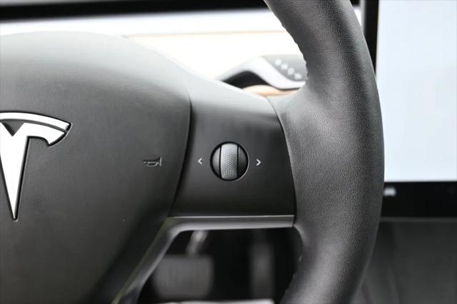 2025 Tesla Model Y Long Range Dual Motor Rear-Wheel Drive