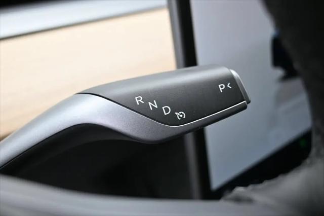 2025 Tesla Model Y Long Range Dual Motor Rear-Wheel Drive