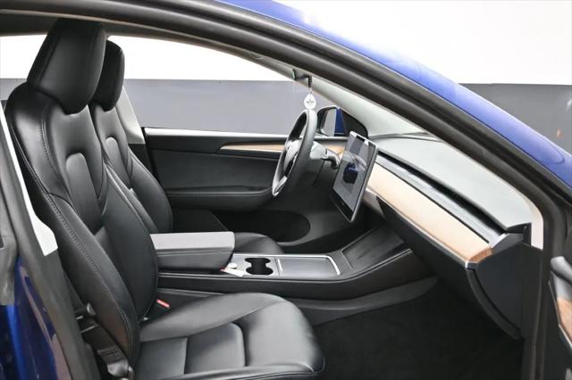 2025 Tesla Model Y Long Range Dual Motor Rear-Wheel Drive